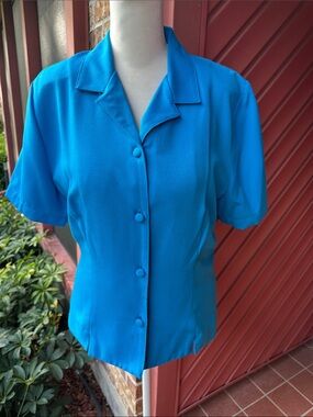 Sag Harbor Bright Teal Short-Sleeve Button Front Blouse